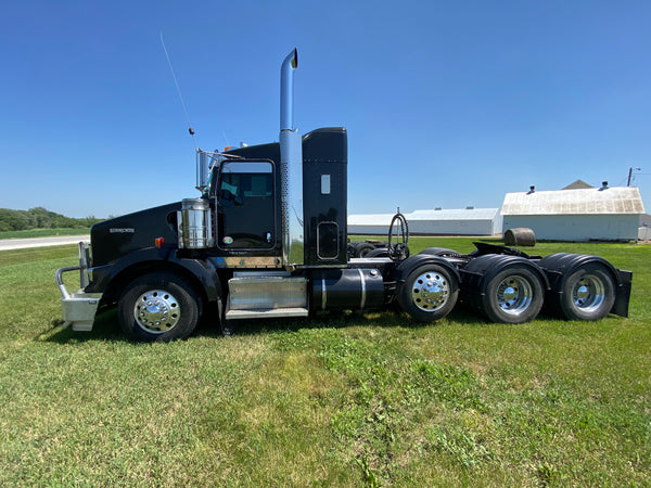 2012 Kenworth T800 / Deleted | Tag Axle